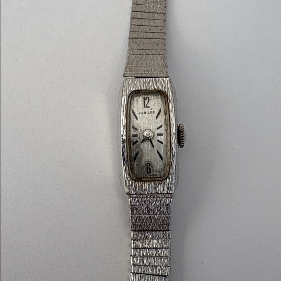 Vintage Ladies Watches  “11” - Picture 8 of 13